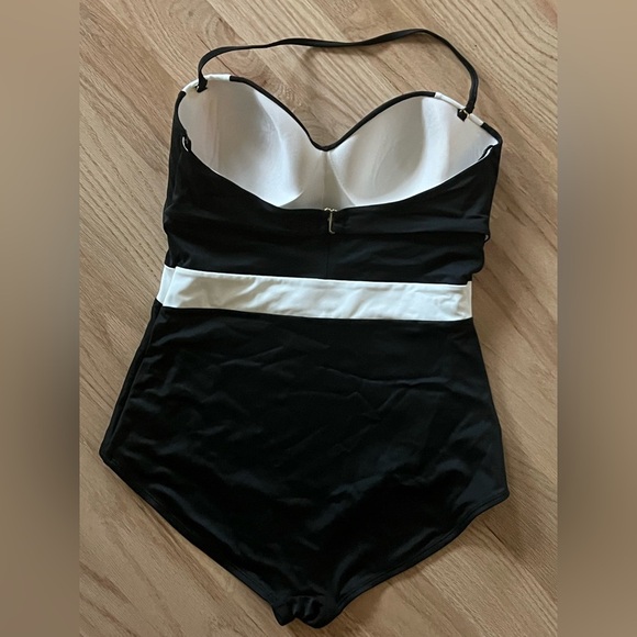 Adore Me Leenah Contour One-Piece Swimsuit Black White Band Size Large - Picture 4 of 5